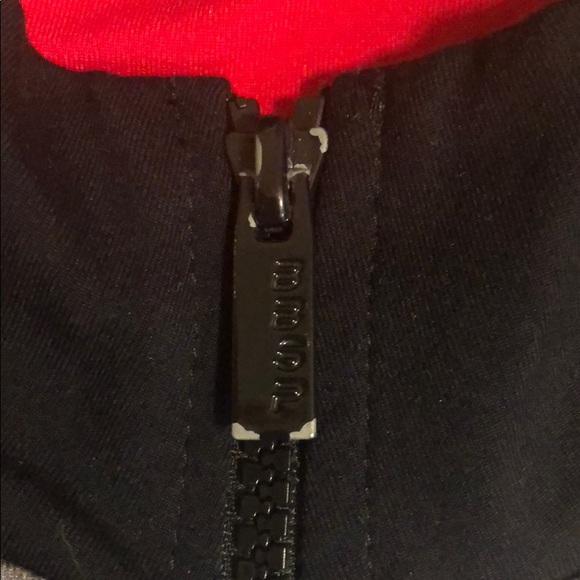 2 piece Bebe Sport Jacket and Tank Top - Picture 2 of 2